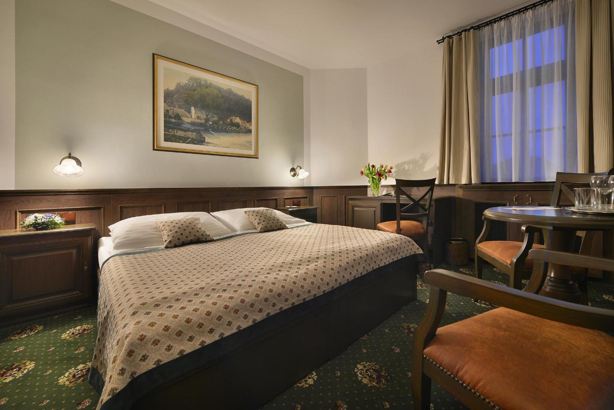 Podhrad Hotel Hluboka nad Vltavou