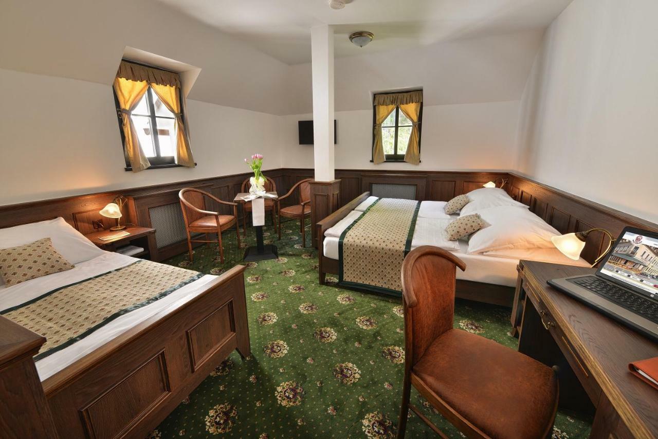 Podhrad 4* Hluboká nad Vltavou